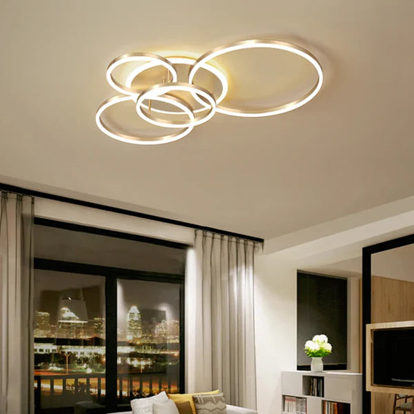 Plafonnier moderne led avec anneaux suspendus